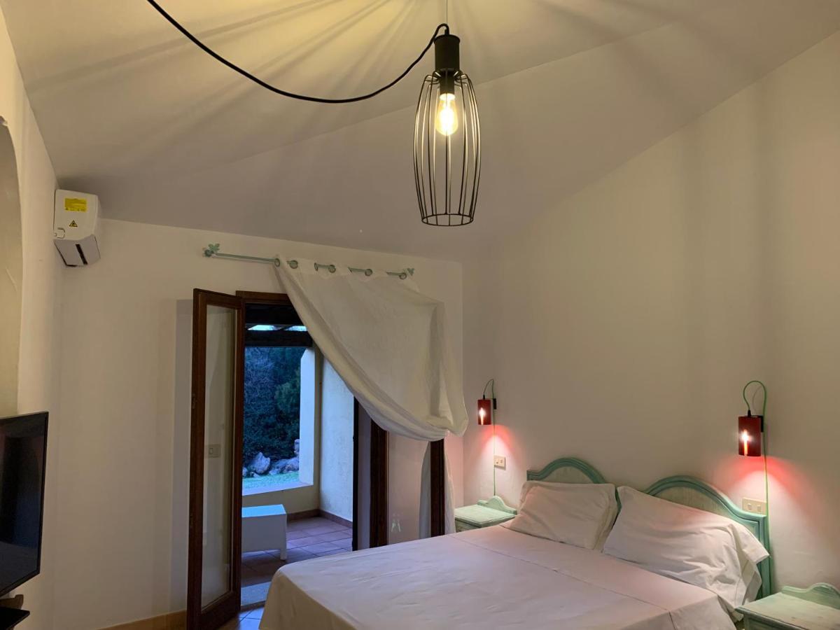 Godo Beach Hotel Baja Sardinia Eksteriør bilde